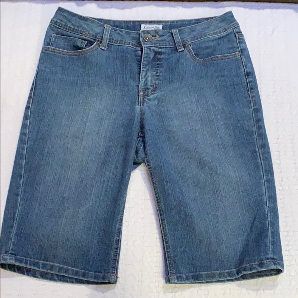 Jean shorts - St. John’s Bay size 8 Average